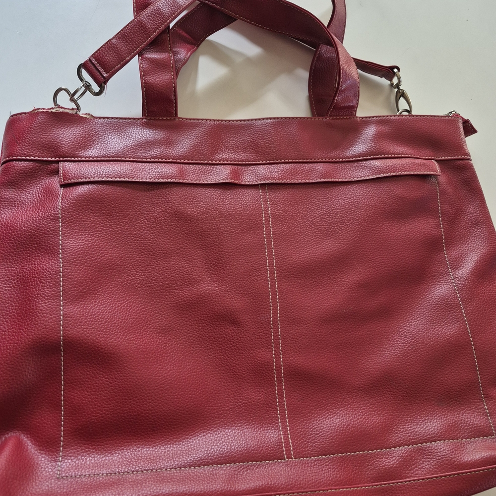 Chic Burgundy Leather Tote Bag